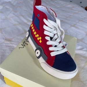 NIB Mini Biden Car-style High Tops with laces and hidden zipper/size 11 toddler